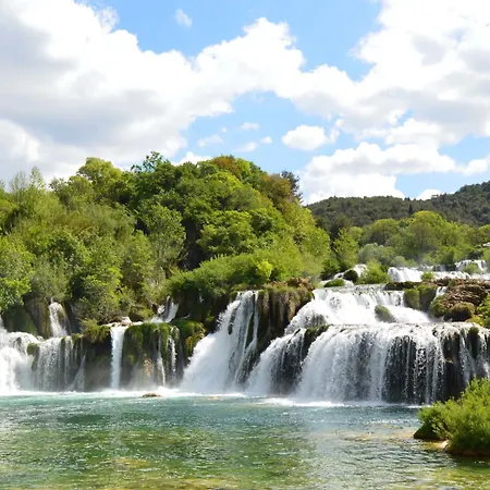 Bilice By Interhome 시베니크